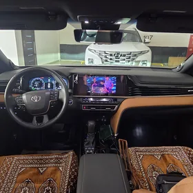 Toyota Camry 2025