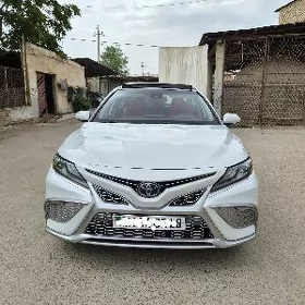 Toyota Camry 2022