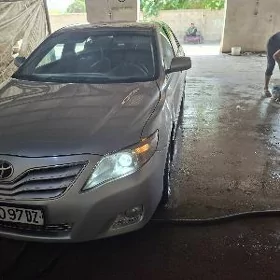 Toyota Camry 2010