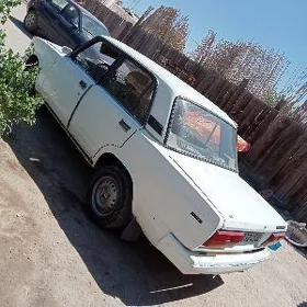 Lada 2107 2000