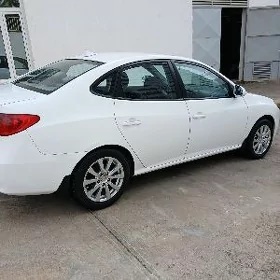Hyundai Elantra 2010
