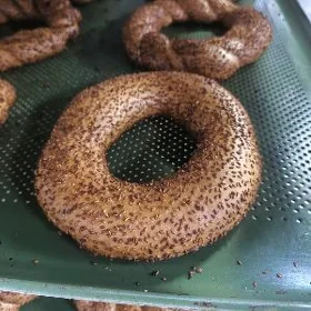Iş Gözleýän