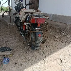 Iž Planeta 4 1986