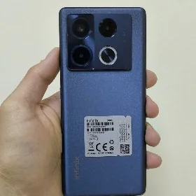 Infinix Note 40 Pro ekeran