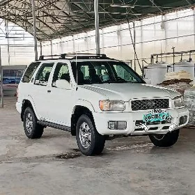 Nissan Pathfinder 2002