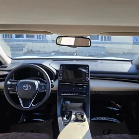 Toyota Avalon 2021