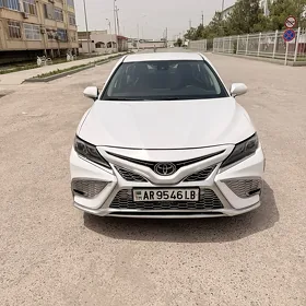 Toyota Camry 2023