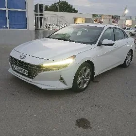Hyundai Elantra 2021