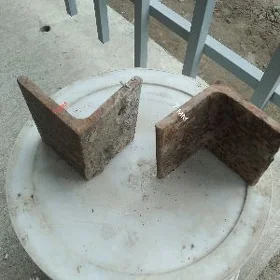 уголник 10 / 7 см