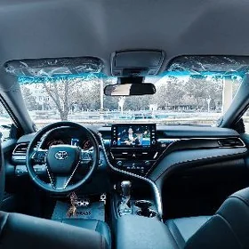 Toyota Camry 2024