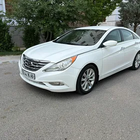 Hyundai Sonata 2010