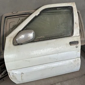 Nissan Patfhinder gapy