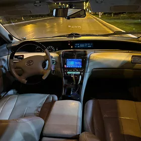 Toyota Avalon 2003