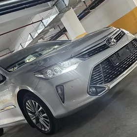 Toyota Camry 2015