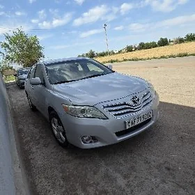 Toyota Camry 2011