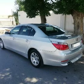 BMW E60 2004