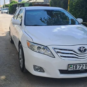 Toyota Camry 2010