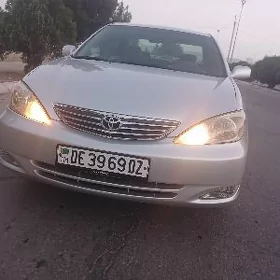 Toyota Camry 2004