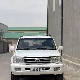 Toyota Land Cruiser 2000