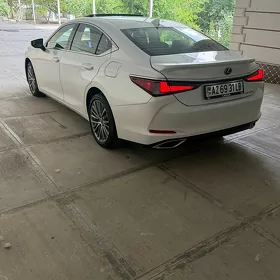 Lexus ES 350 2023