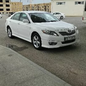 Toyota Camry 2011