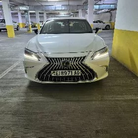 Lexus ES 350 2023