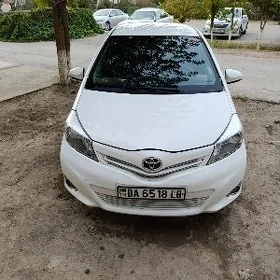 Toyota Yaris Hatchback 2013