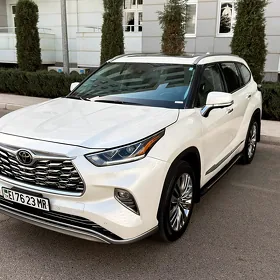 Toyota Highlander 2024