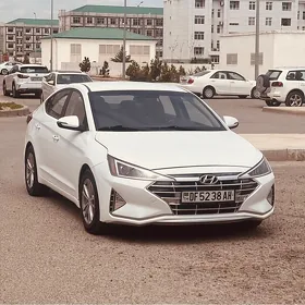 Hyundai Elantra 2020