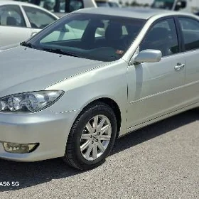 Toyota Camry 2004
