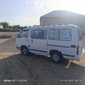 Toyota Hiace 1989