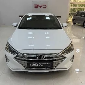 Hyundai Elantra 2020