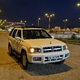 Nissan Pathfinder 2003