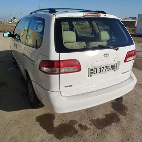 Toyota Sienna 2002
