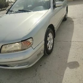 Nissan Cefiro 1996