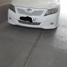 Toyota Camry 2011