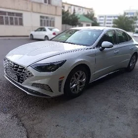 Hyundai Sonata 2022