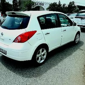 Nissan Versa 2009