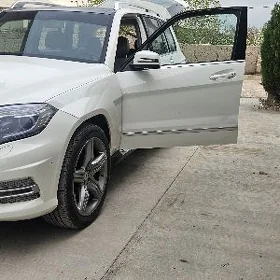 Mercedes-Benz GLK 350 2011