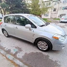 Nissan Versa 2010
