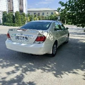 Toyota Camry 2005