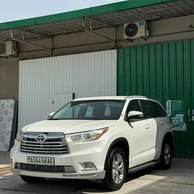 Toyota Highlander 2016