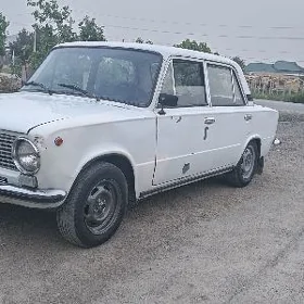 Lada 2104 1980
