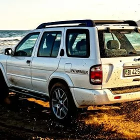 Nissan Pathfinder 2002