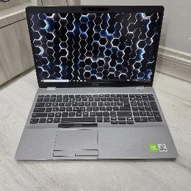 Dell 3550 i5-10 8/256 NVIDIA