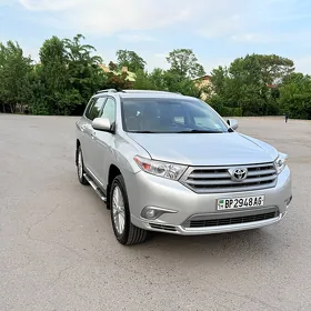 Toyota Highlander 2012