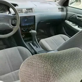 Toyota Camry 2000