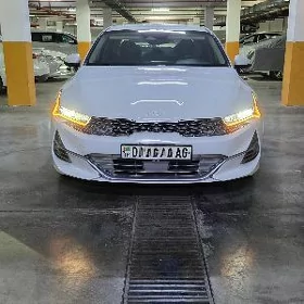 Kia K5 2022