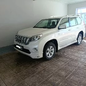 Toyota Land Cruiser Prado 2016