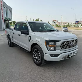 Ford F-150 2023
